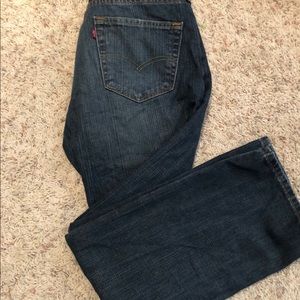 Men’s Levi 559 Relaxed Straight jeans.   W30 L32